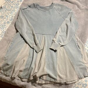 EUC Women American Eagle Long Sleeve Fleece Dress Size M